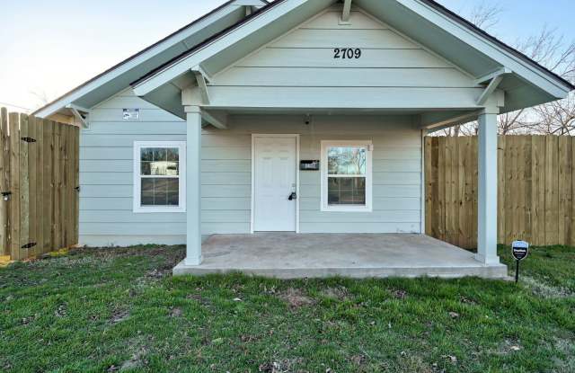 Remodeled 2BD/1BTH Home in the Heart of OKC Near OU Medical Center photos photos