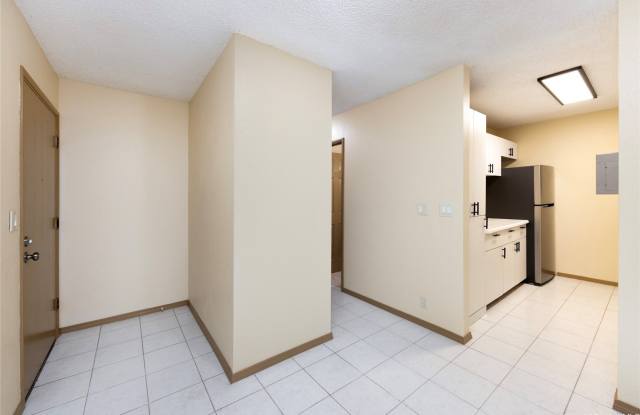 46-261 Kahuhipa Street unit: 102