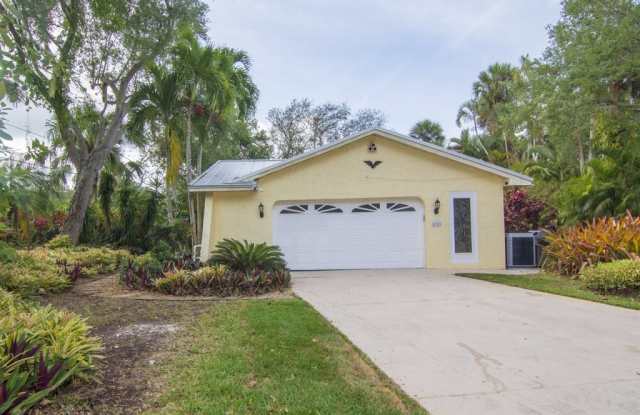 676 Dahlia Lane