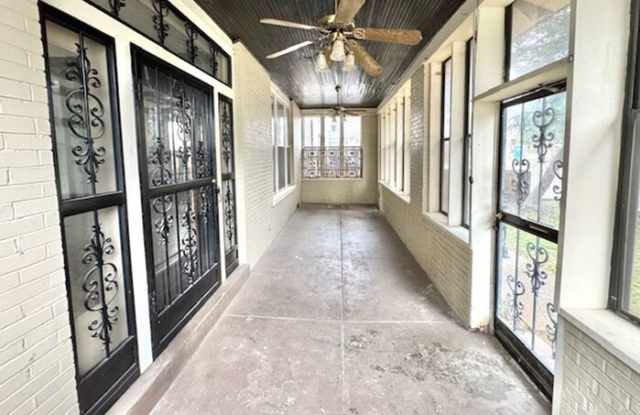 111 North Evergreen Street