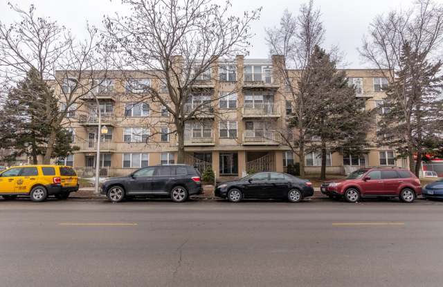 2501 W Touhy Avenue - Chicago, IL apartments for rent 2501 W Touhy Avenue - Chicago, IL apartments for rent
