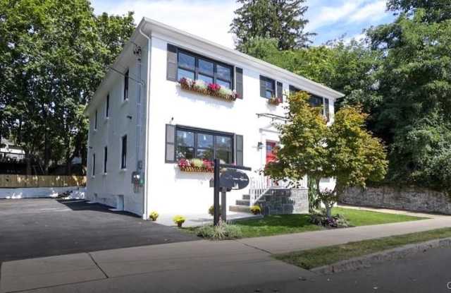 Photo of 25 Van Duzen Place