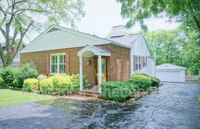 Photo of 104 Belvoir Ave