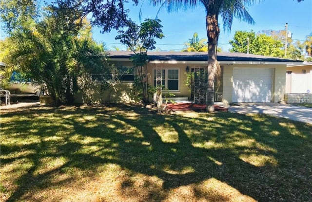 8229 29TH AVENUE N - 8229 29th Avenue North, St. Petersburg, FL 33710