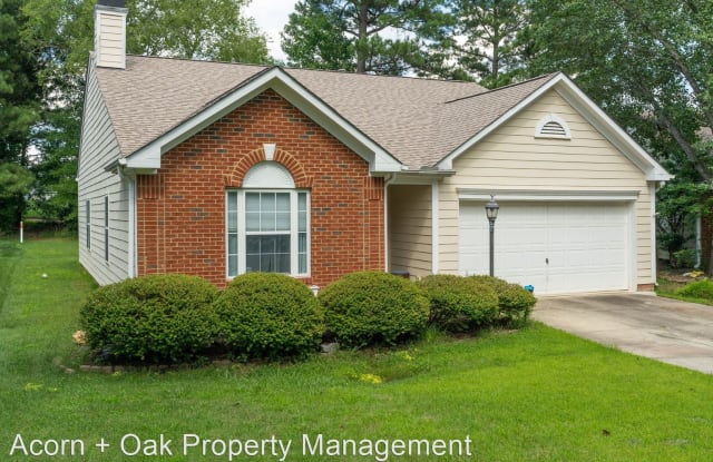 19 Windsor Glen Dr - 19 Windsor Glen Drive, Durham, NC 27703