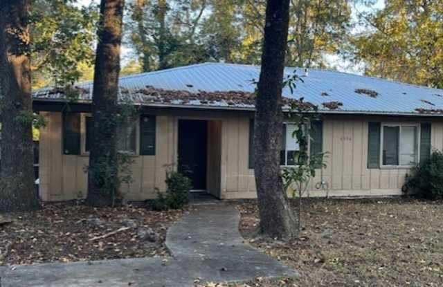 Newly Renovated 2/1 - 6134 Southwest 11th Place, Alachua County, FL 32607