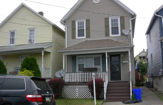 1516 Thackery St - 1516 Thackery Street, Scranton, PA 18504