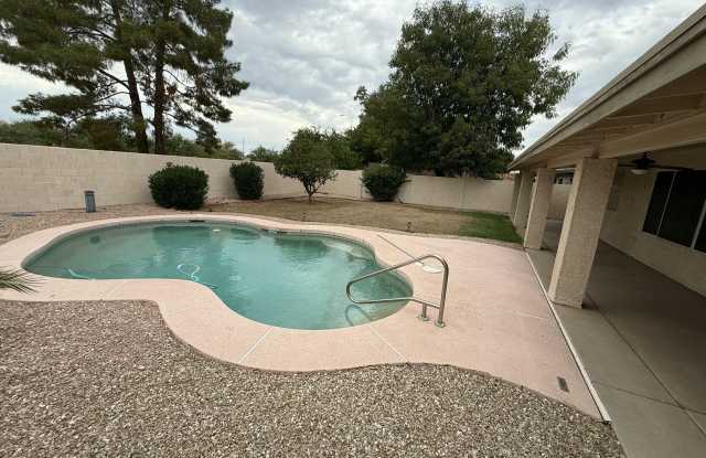 Photo of 1332 N BOGLE Avenue