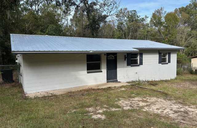 2110 SE 43RD TERRACE