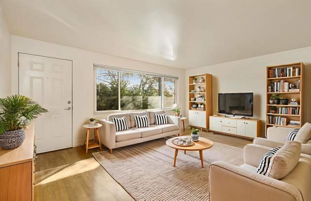 Photo of Camden Apartments