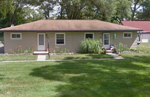 Photo of 1303 Davis Street