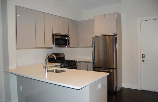 24 N Main Street - 1B