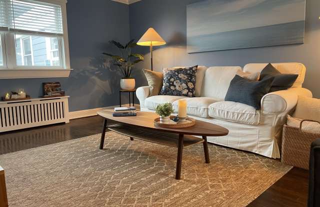 302 Deal Lake Drive unit: 21