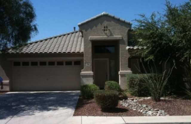 Photo of 738 East Taylor Trail