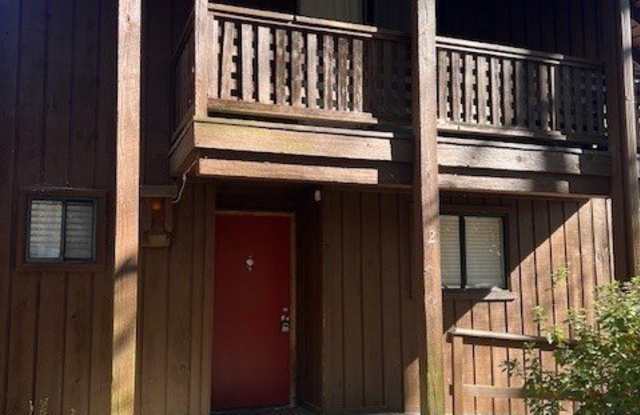 Photo of 2 Fairway Lane