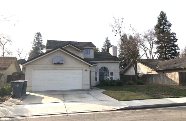 1831 East Solar Avenue - 1831 East Solar Avenue, Fresno, CA 93720