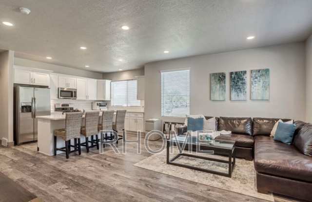 1641 W Bills Bylow Lane