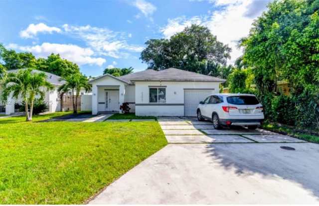 Photo of 23061 Southwest 124th Avenue