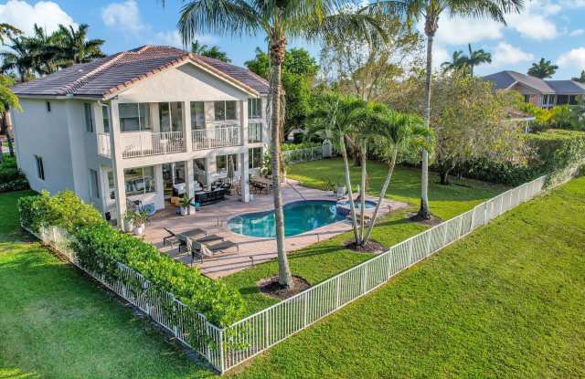 11615 Paradise Cove Lane