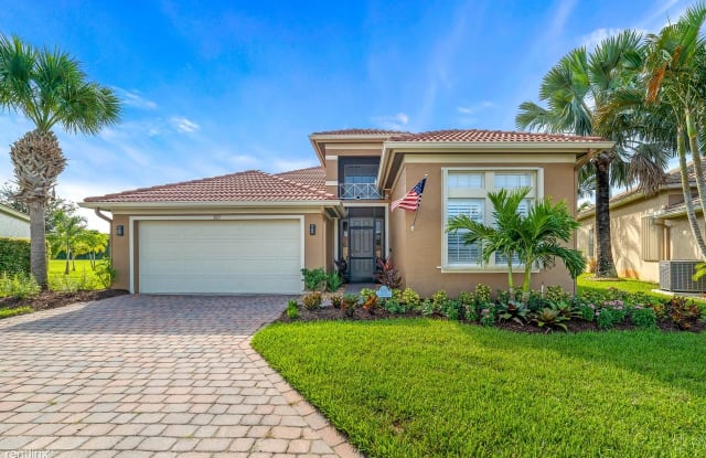 305 NW Wickham Ct - 305 Wickham Circle, Port St. Lucie, FL 34983