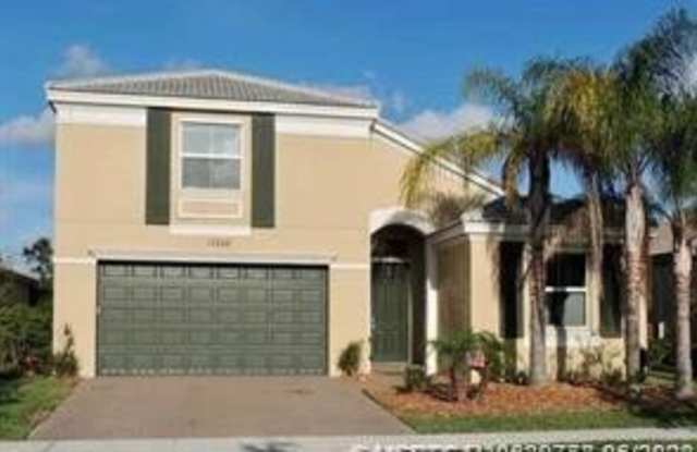 11252 SW Kingslake Circle