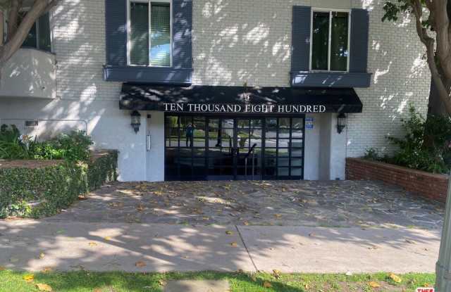 10800 Holman Ave