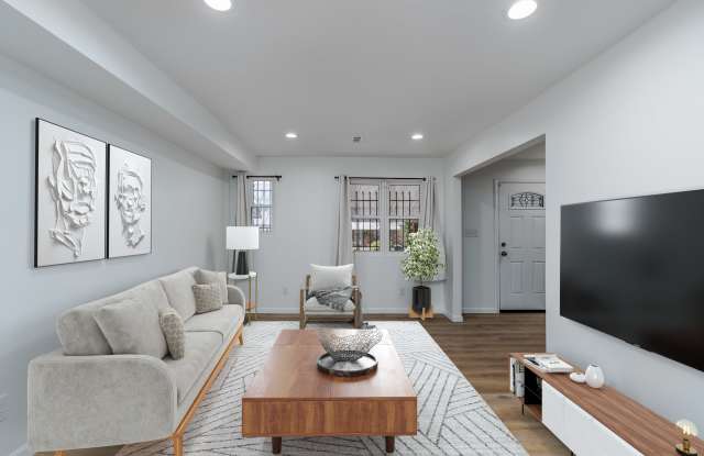 5120 Queensberry Ave