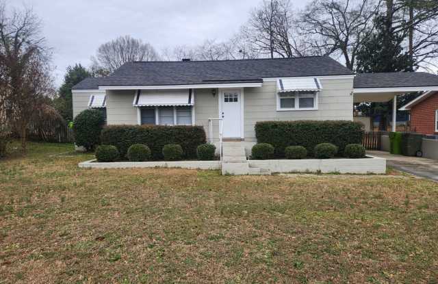 Charming 2 Bedroom 1 Bath