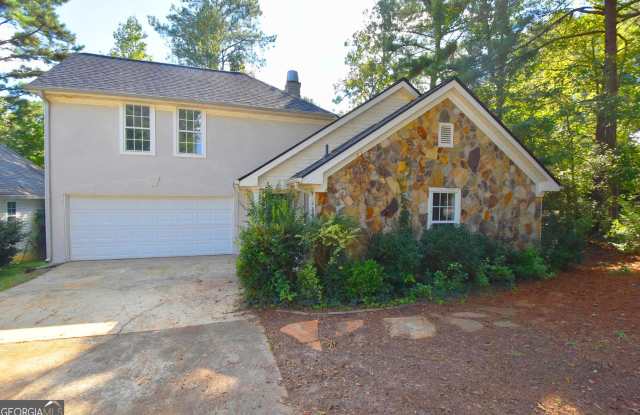700 S Fairfield Drive