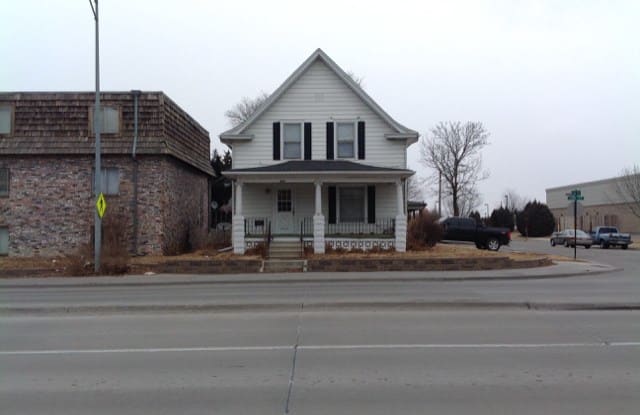 2544 Vine St - 2544 Vine Street, Lincoln, NE 68503