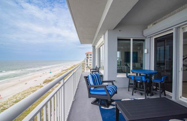 205 1st St S Apt 801