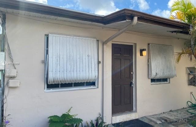 34 SW 5th St - 34 Southwest 5th Street, Hallandale Beach, FL 33009