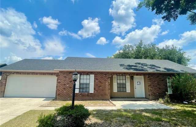 220 W PANAMA ROAD