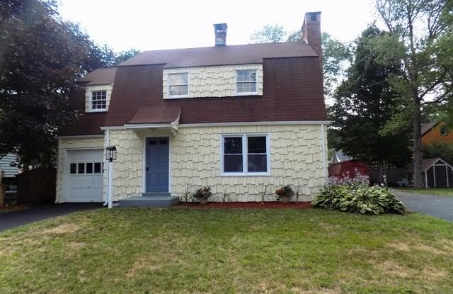 17 Park Drive - 17 Park Drive, Torrington, CT 06790