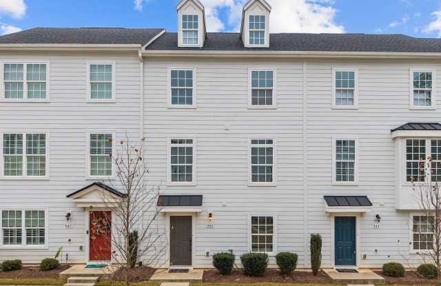 Photo of 945 Anthem Lane