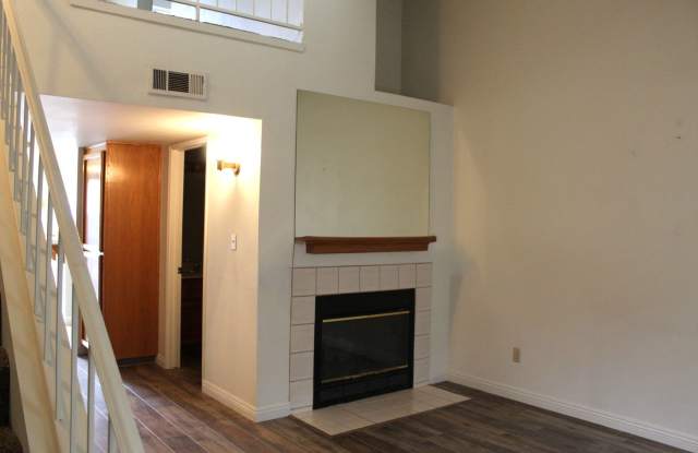 One Bedroom for Rent Southwest Bakersfield Gated Community