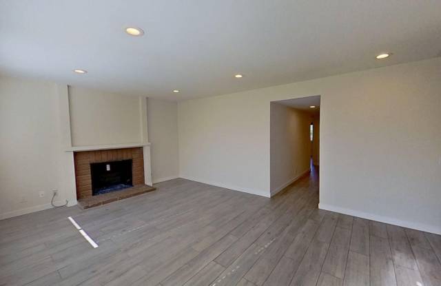 25621 Califia Dr, Laguna Hills: 3 Bed 2 Bath Single Family House with Spacious Backyard!