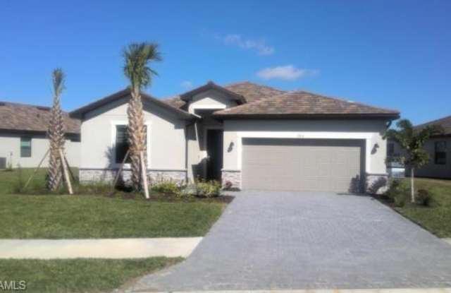 13818 Hunter Oak Drive