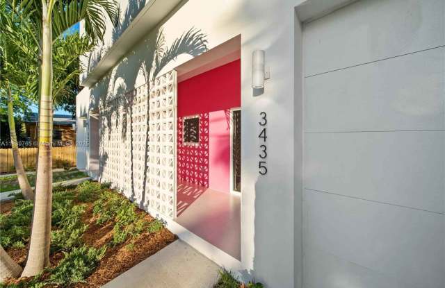 3435 Northwest 9th Court