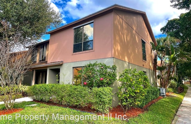 501 Sandtree Dr - 501 Sandtree Drive, Palm Beach Gardens, FL 33403