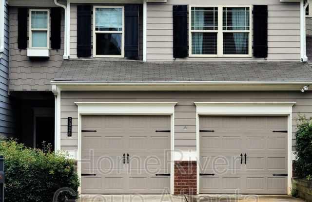 3326 Castleberry Village Dr