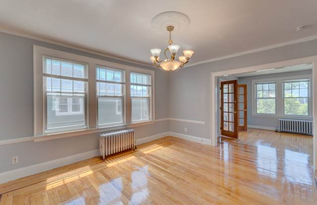 Photo of 259 Sheffield Ave
