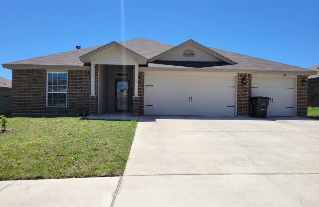 4bd/3ba house with 2nd master suite in Goodnight Ranch! photos photos