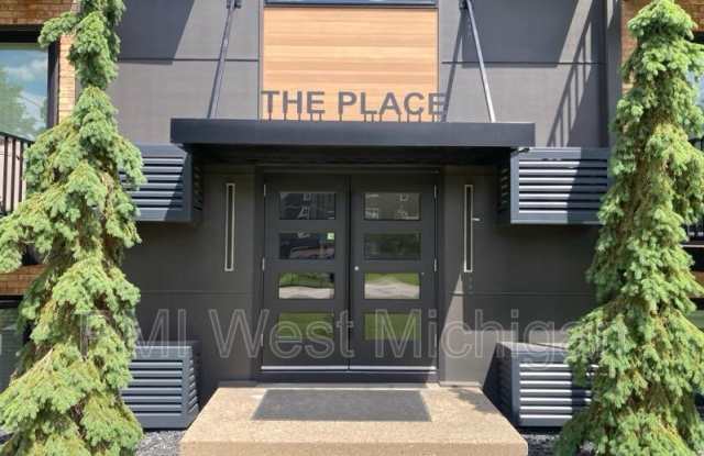 8428 Woodhaven Dr SW