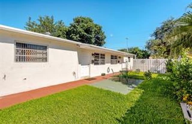 6341 Moseley Street - 6341 Moseley Street, Hollywood, FL 33024