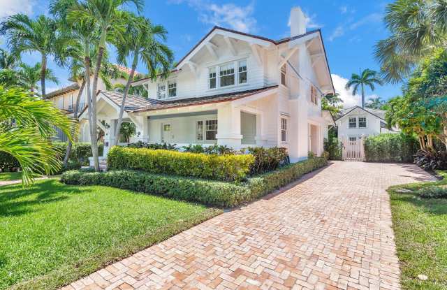142 Seabreeze Avenue