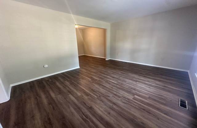 705 Buena Vista ~ Woodclift