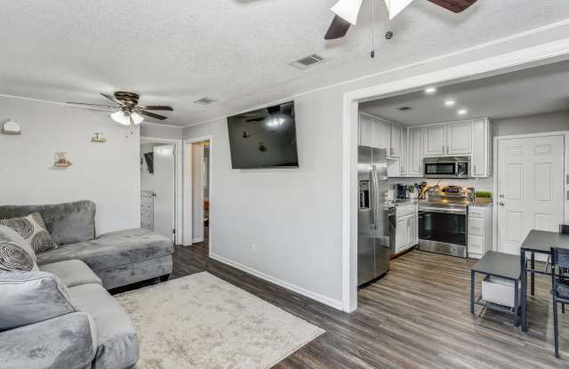 Photo of 1205 Poppy Avenue Suite B