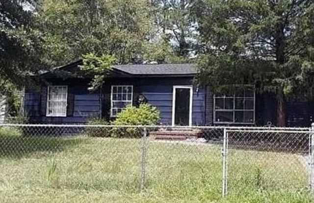 Photo of 2891 Village Green Drive