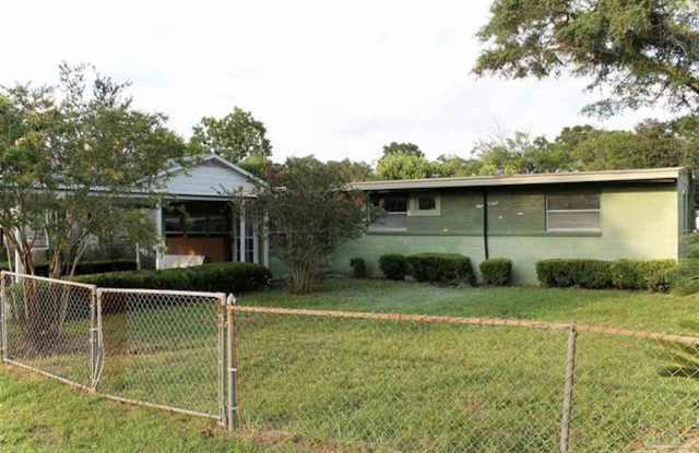 10 Cloverland Ct